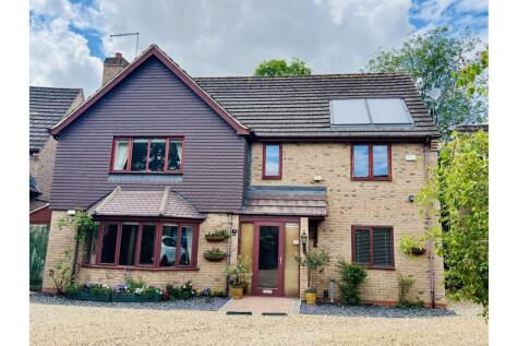 Holywell Way, Peterborough, PE3