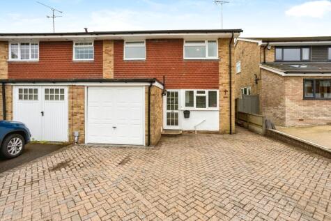 Howard Road, Horsham, RH13