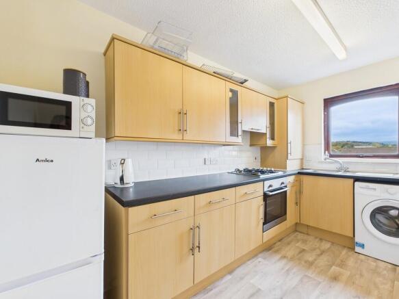 CAM05526G0-PR0056...