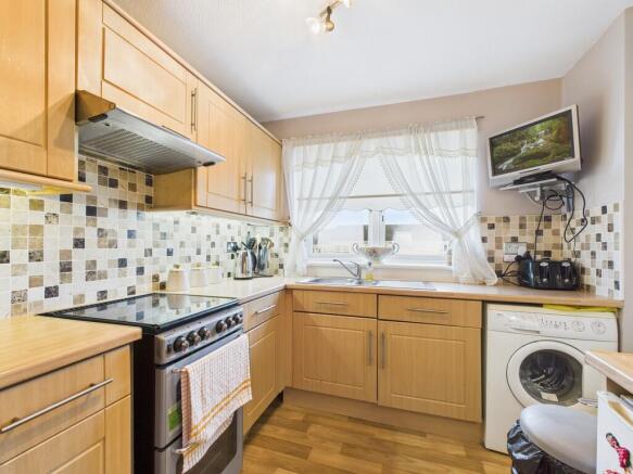 CAM05526G0-PR0057...