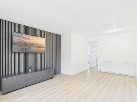 CAM05526G0-PR0068...