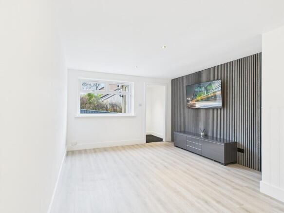 CAM05526G0-PR0068...