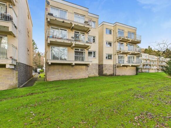 CAM05526G0-PR0074...