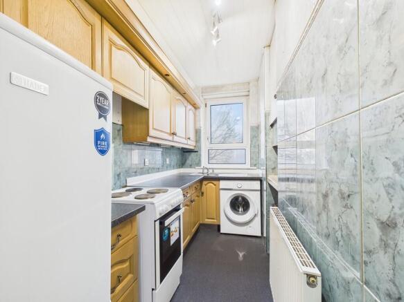 CAM05526G0-PR0077...