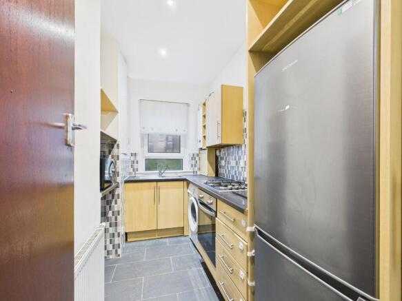 CAM05526G0-PR0079...