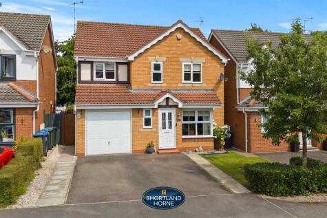 Poplar Grove, Ryton On Dunsmore, Coventry, CV8 3QE