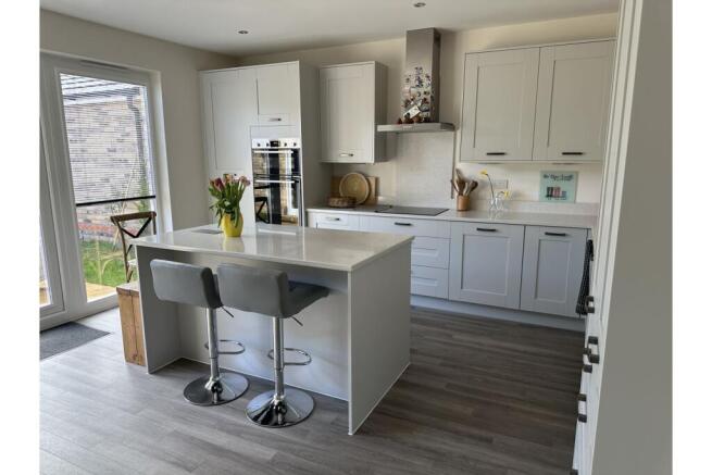 Kitchen/Breakfast