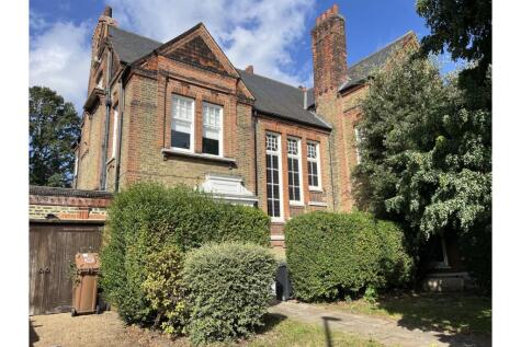 College Park Close, London, SE13