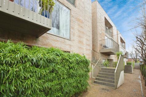 14 Wastdale Road, London, SE23