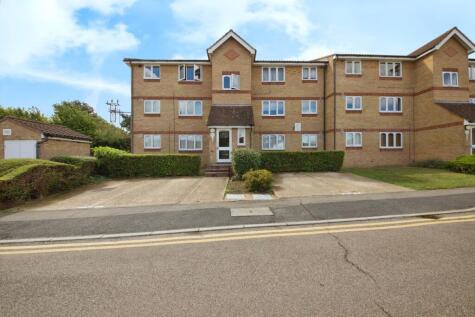 Waddington Close, Enfield, EN1