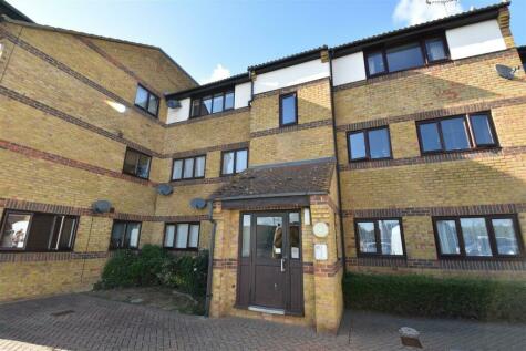 Rochford - 2 bedroom apartment for sale