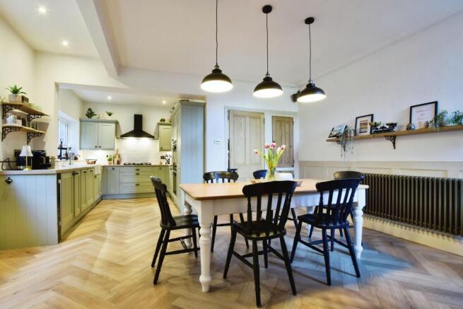 Kitchen/Dining Room