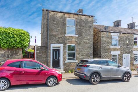 Mill Street, Glossop, SK13