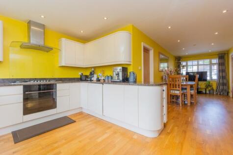 Lyncombe Close, Cheadle Hulme, SK8