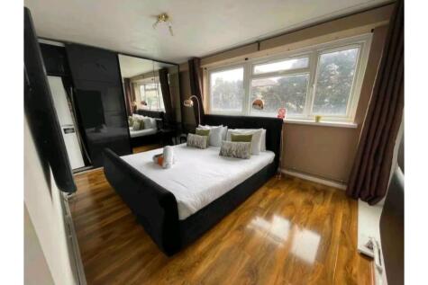 Gauden Road, London, SW4