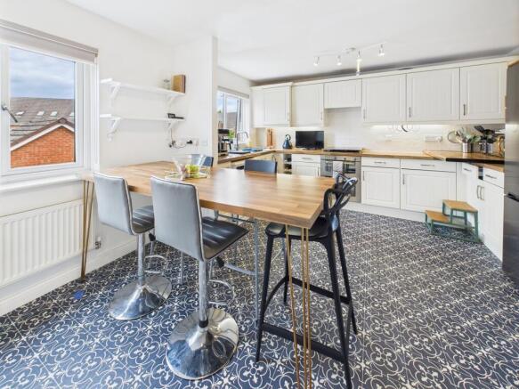 Kitchen/Dining Room