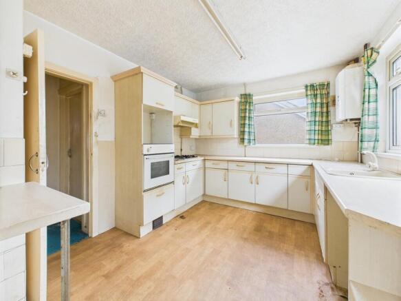 Kitchen and breakfast room