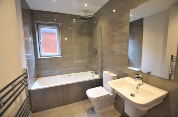Bathroom Gallus