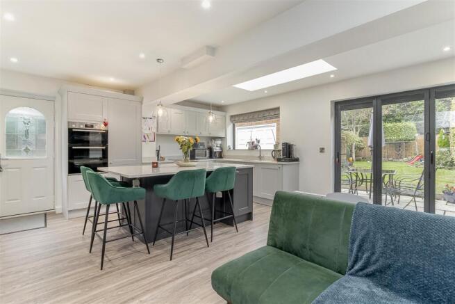 Dining Kitchen - D.jpg