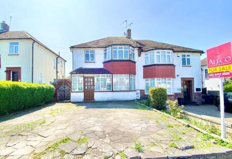 Linthorpe Road, Cockfosters, EN4