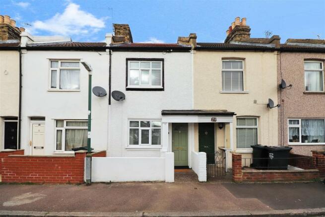 2 bedroom house for sale in Waldeck Road, Dartford, DA1