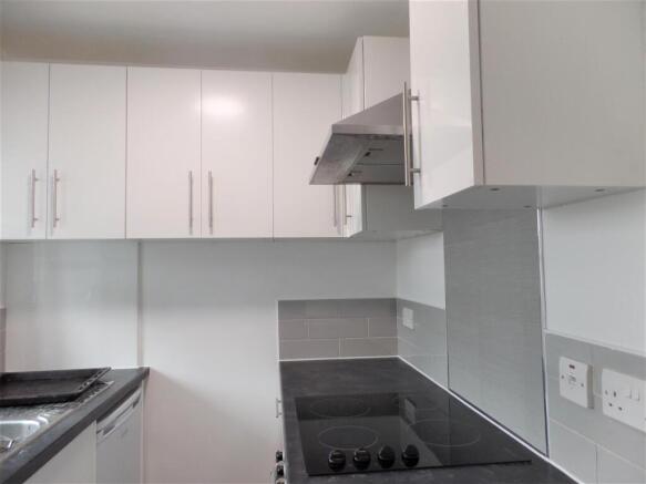 kitchen 2.jpg