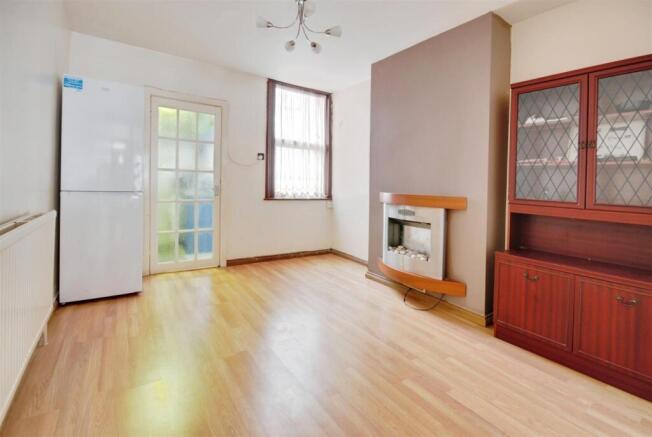 DININGROOM.jpg