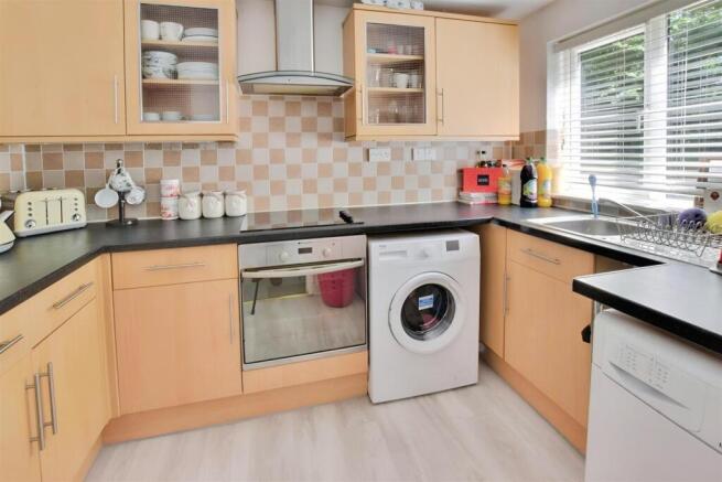 889cdb12-kitchen.jpg