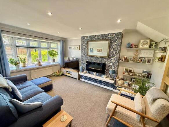 Living Room.jpg