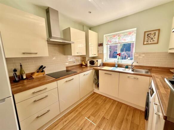 Kitchen.jpg