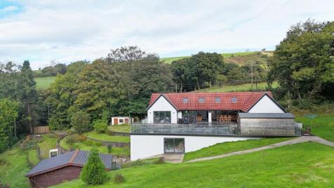 Heol Y Felin, Heol-y-cyw, Bridgend, Bridgend County. CF35 6LE