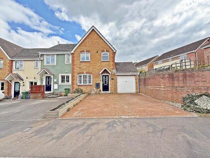 Terry's Way, Llanharan, Pontyclun, Rhondda Cynon Taff. CF72 9UJ