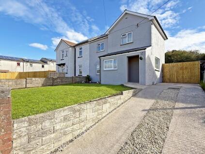 Heol Cynllan, Llanharan, Pontyclun, Rhondda Cynon Taff. CF72 9RL