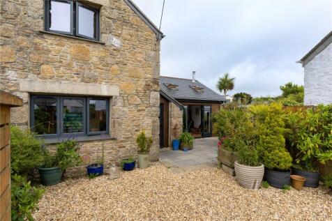 Newlyn Road, St. Buryan, TR19