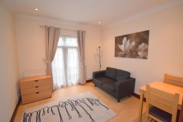 Living Room.JPG