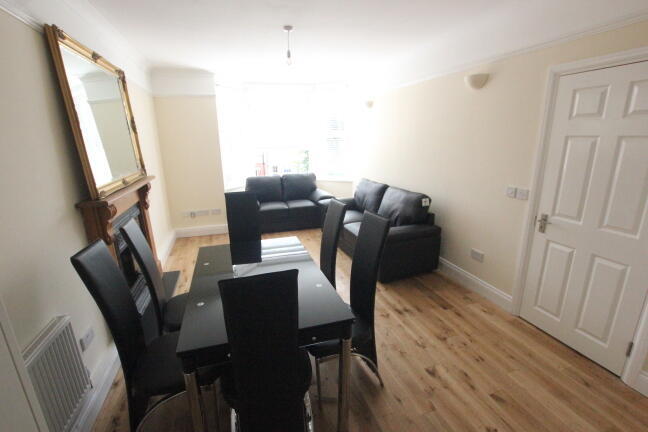 4 Carlton Lodge rece