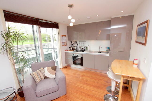 kitchen 3.JPG