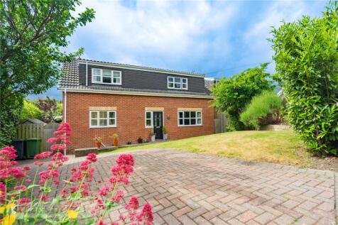 Gilthwaites Lane, Denby Dale, Huddersfield, West Yorkshire, HD8