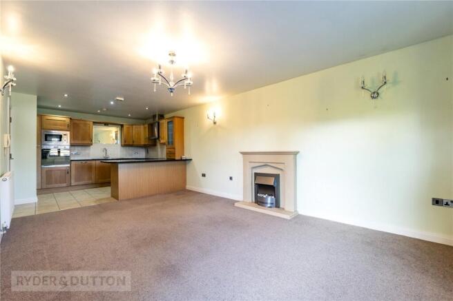 Living/Dining Area