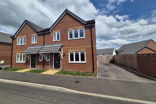 3 Bedroom semi detached for Sale