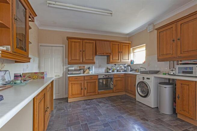 Kitchen/Breakfast Room