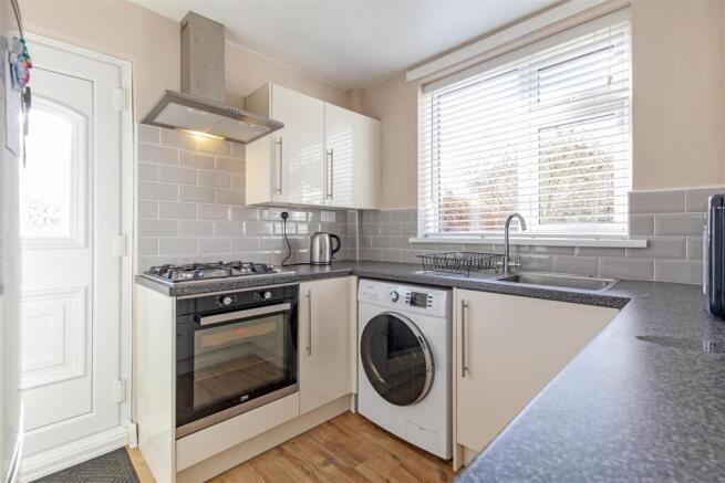 Superb Re-Fitted Kitchen