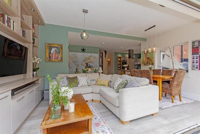 Open Plan Kitchen/Dining/Living Space