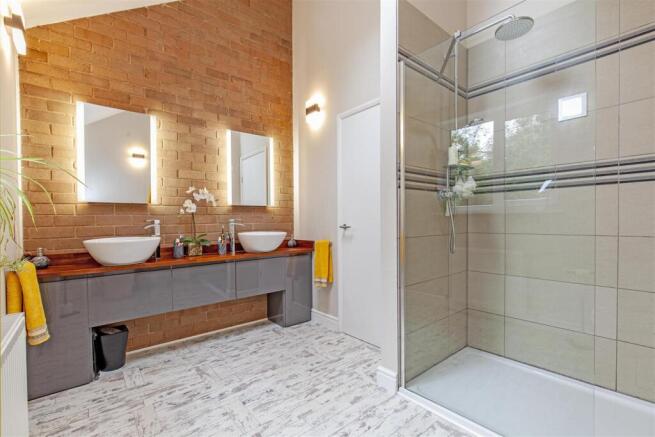 En-suite Shower Room