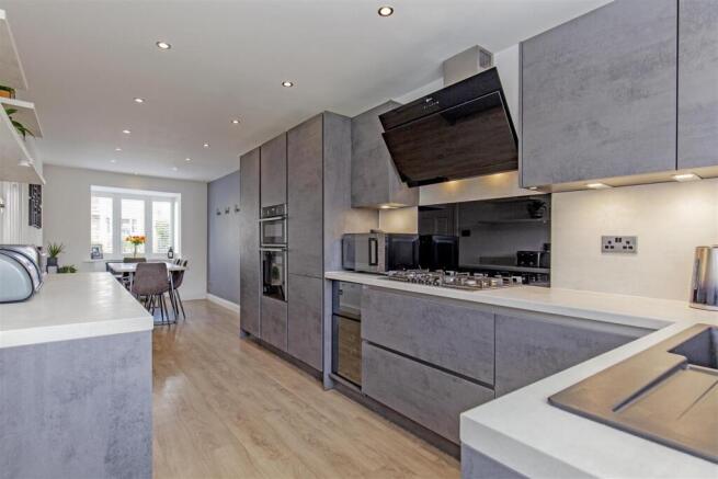 Kitchen-3.jpg