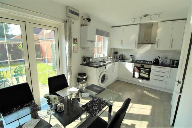 Kitchen/Dining Room