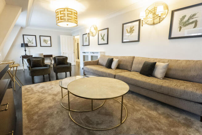 3-Bed Deluxe (20) Apartment For Rent