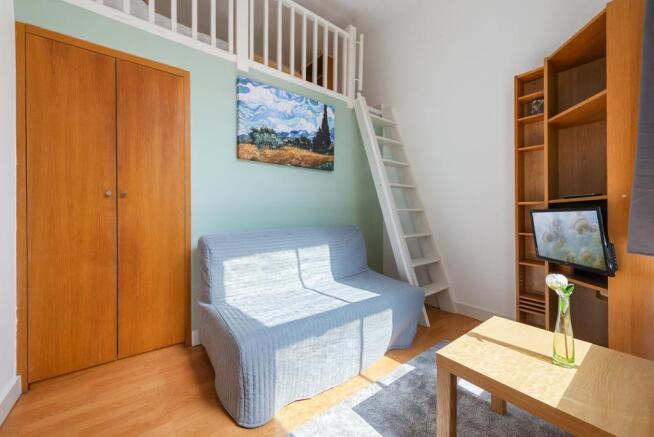 Studio for rent
