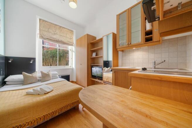 Studio for rent