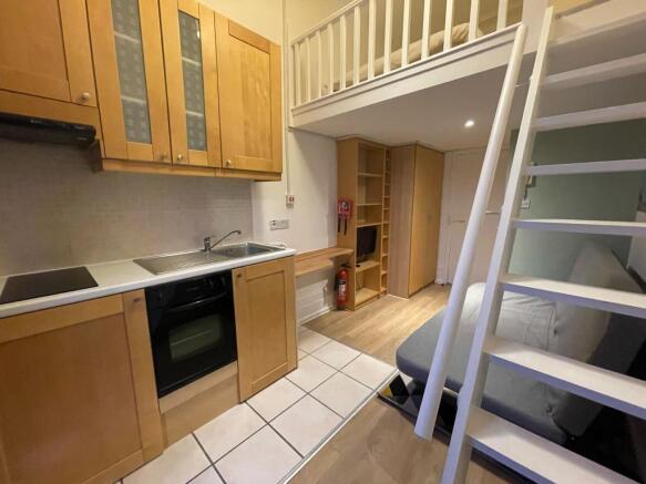 Studio to rent